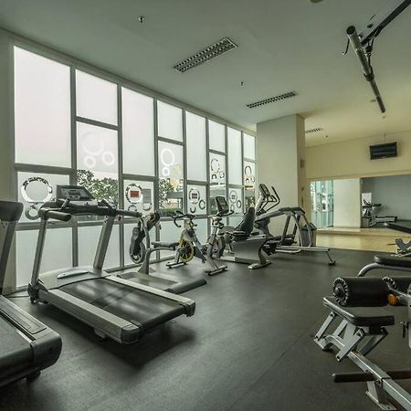 Modern & Comfy Studio In Central Jakarta, Scbd Екстер'єр фото