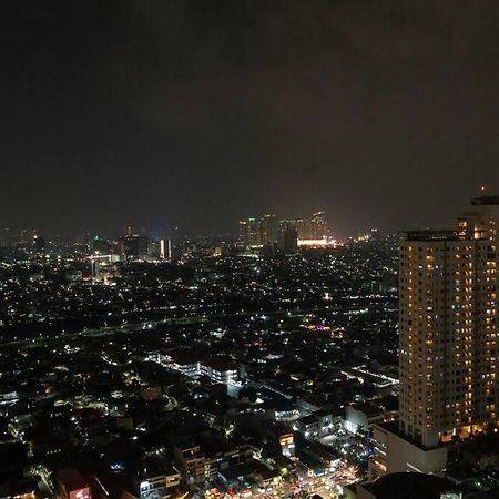 Modern & Comfy Studio In Central Jakarta, Scbd Екстер'єр фото